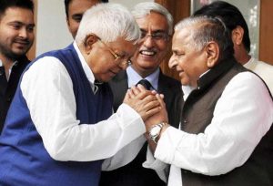 lalu-mulayam_1428227