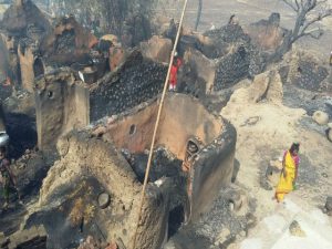 fire-in-a-village-five-people-dead_in chhapra